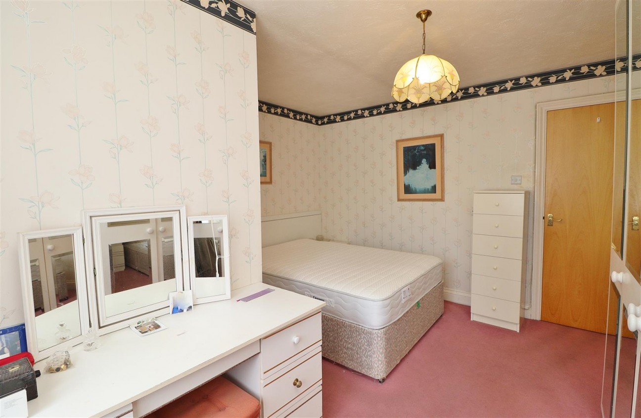 Barnet Lane, Elstree, Borehamwood