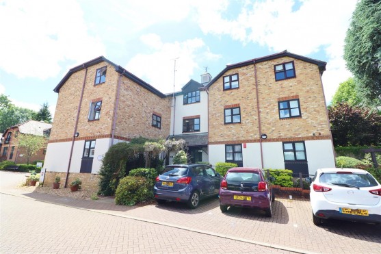 Watling Street, Radlett