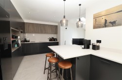 Thornbury Gardens, Borehamwood
