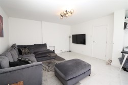 Thornbury Gardens, Borehamwood