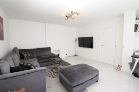 Thornbury Gardens, Borehamwood