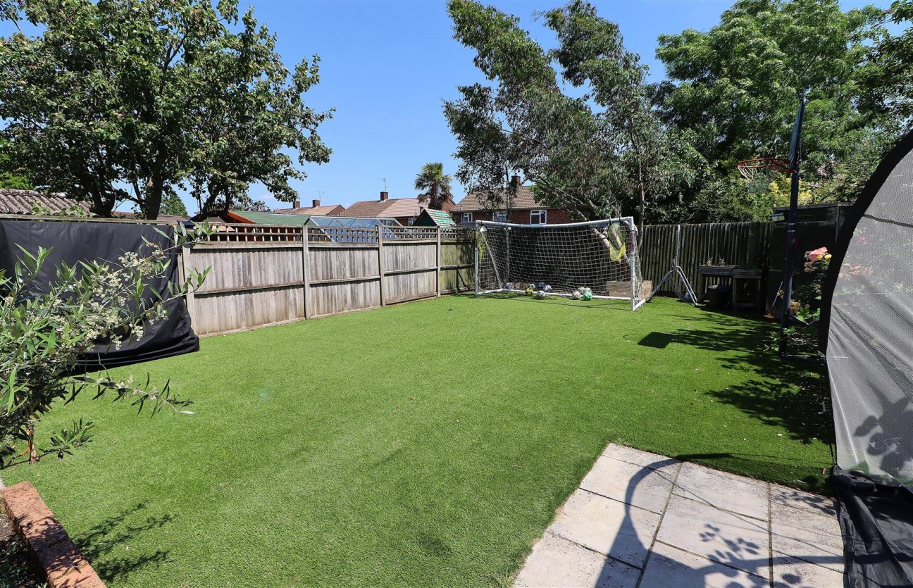 Thornbury Gardens, Borehamwood