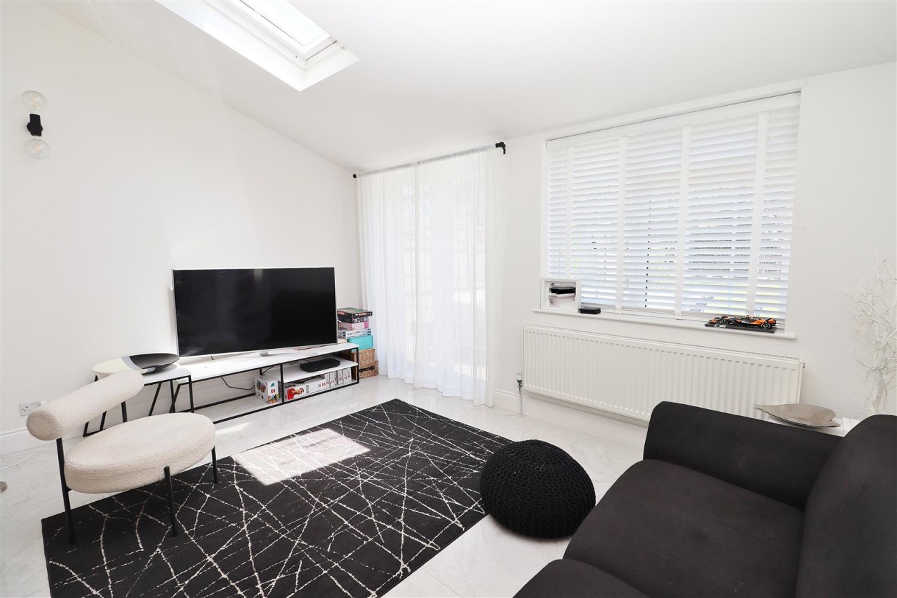 Thornbury Gardens, Borehamwood