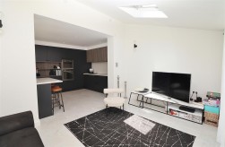Thornbury Gardens, Borehamwood