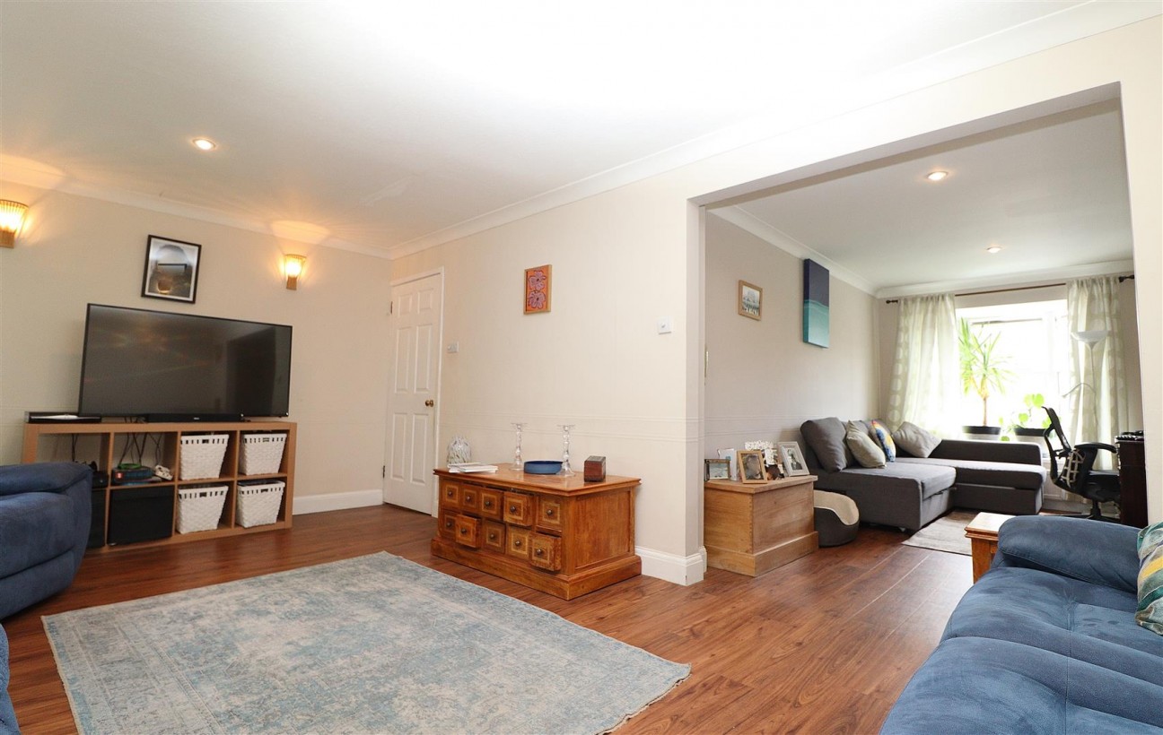 Berkeley Close, Elstree, Borehamwood
