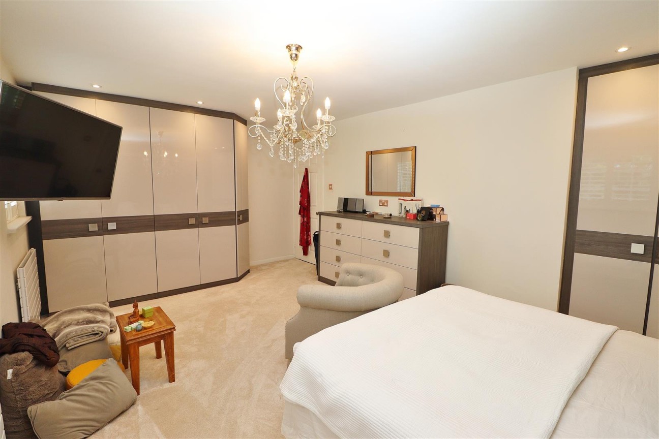 Berkeley Close, Elstree, Borehamwood