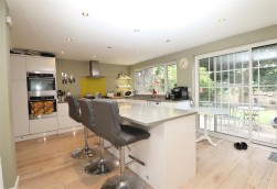 Berkeley Close, Elstree, Borehamwood
