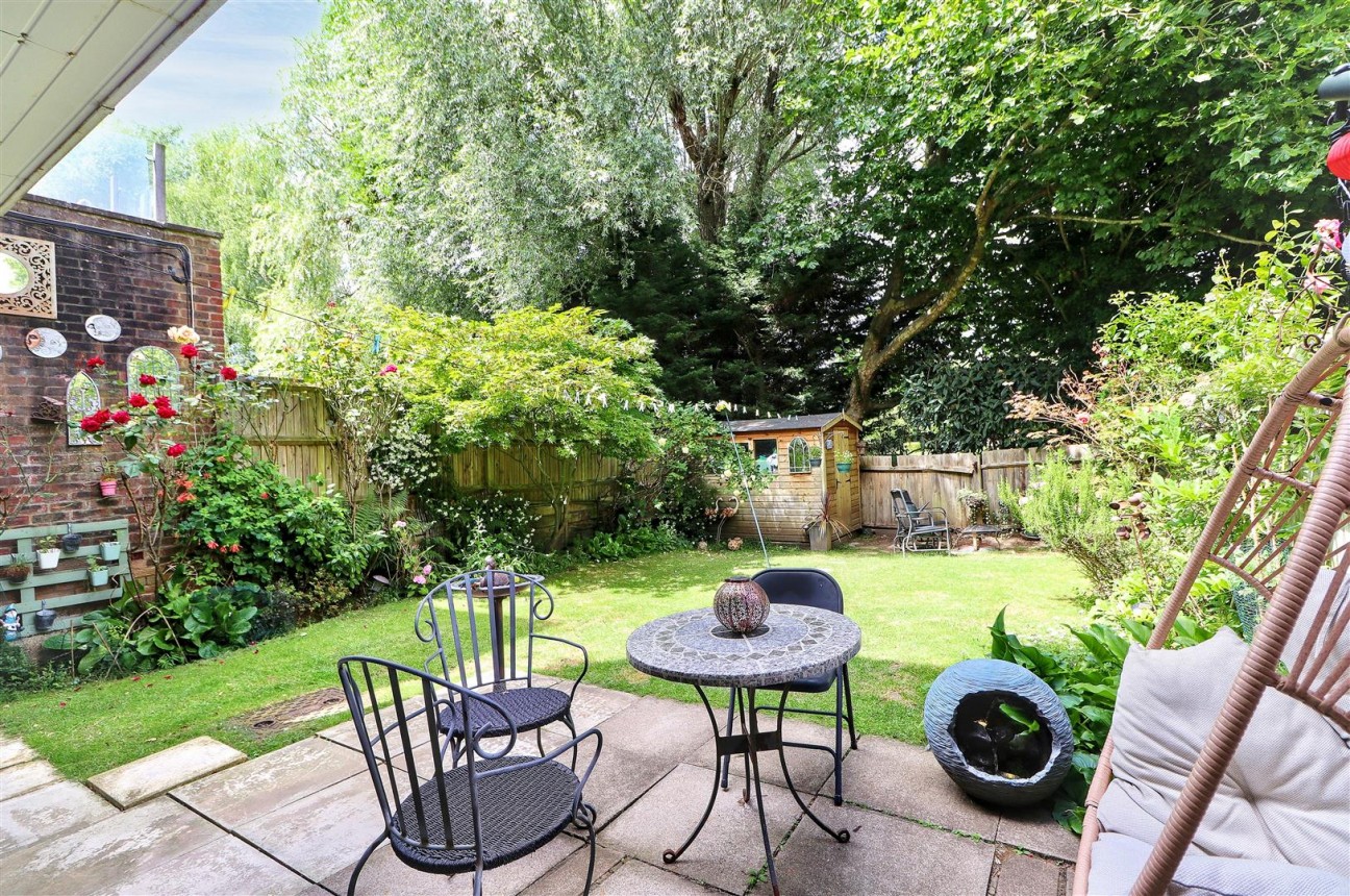 Berkeley Close, Elstree, Borehamwood