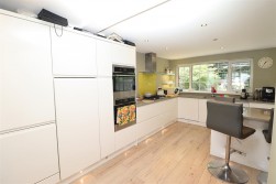 Berkeley Close, Elstree, Borehamwood