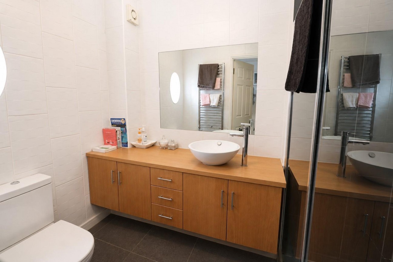 Berkeley Close, Elstree, Borehamwood