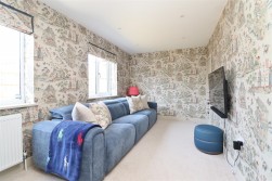 Micklefield Way, Borehamwood