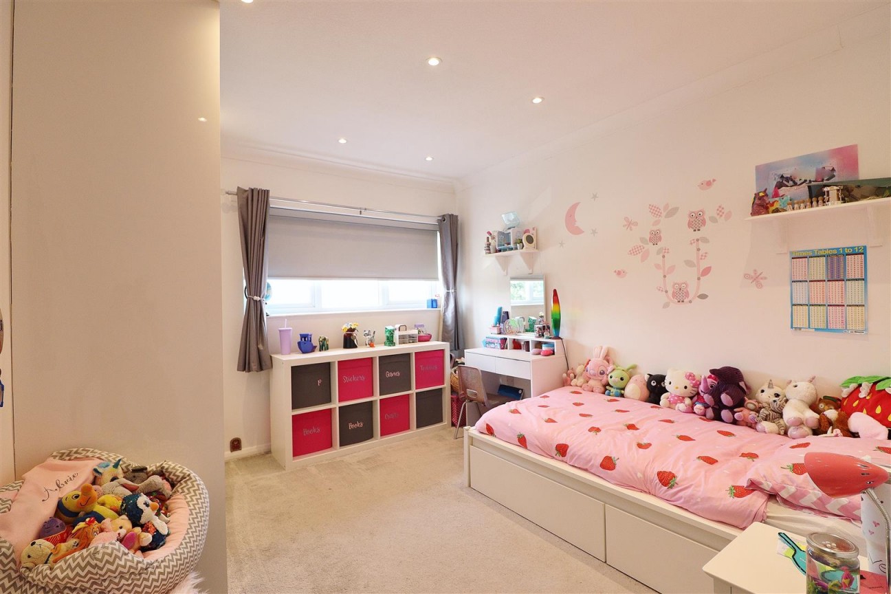 Cleveland Crescent, Borehamwood