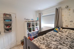 Cleveland Crescent, Borehamwood