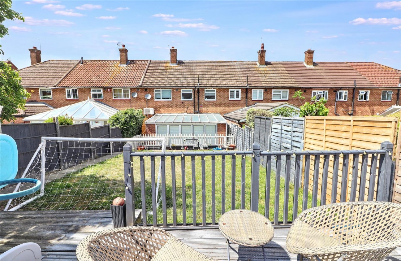Cleveland Crescent, Borehamwood