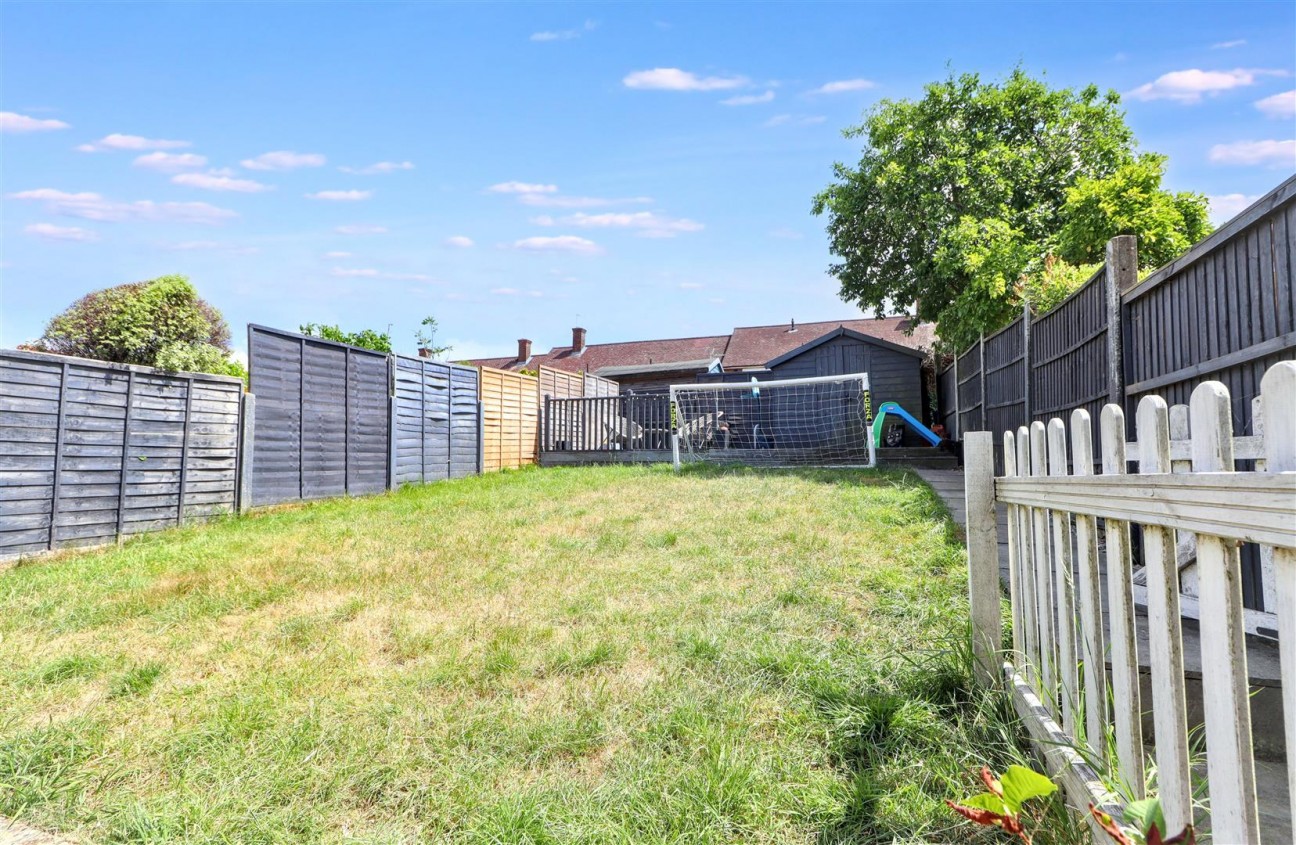 Cleveland Crescent, Borehamwood