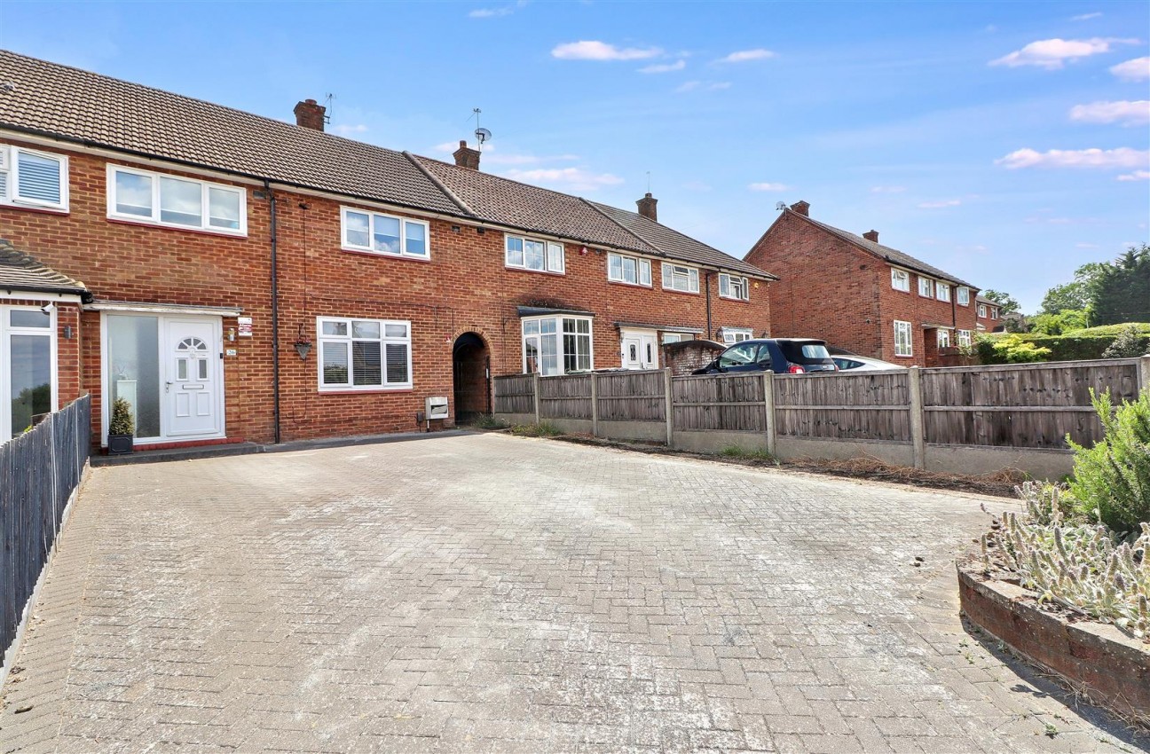 Cleveland Crescent, Borehamwood