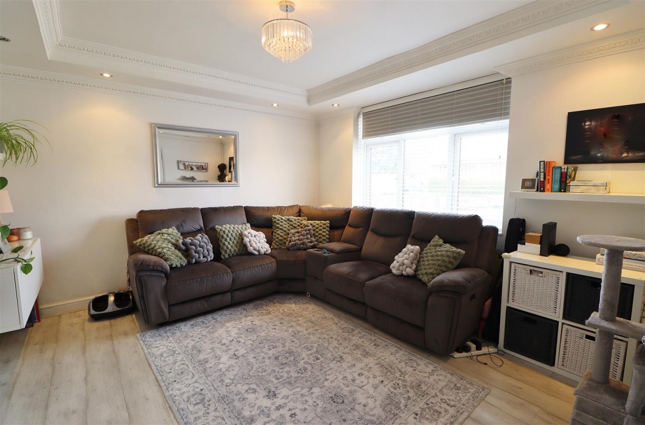 Cleveland Crescent, Borehamwood
