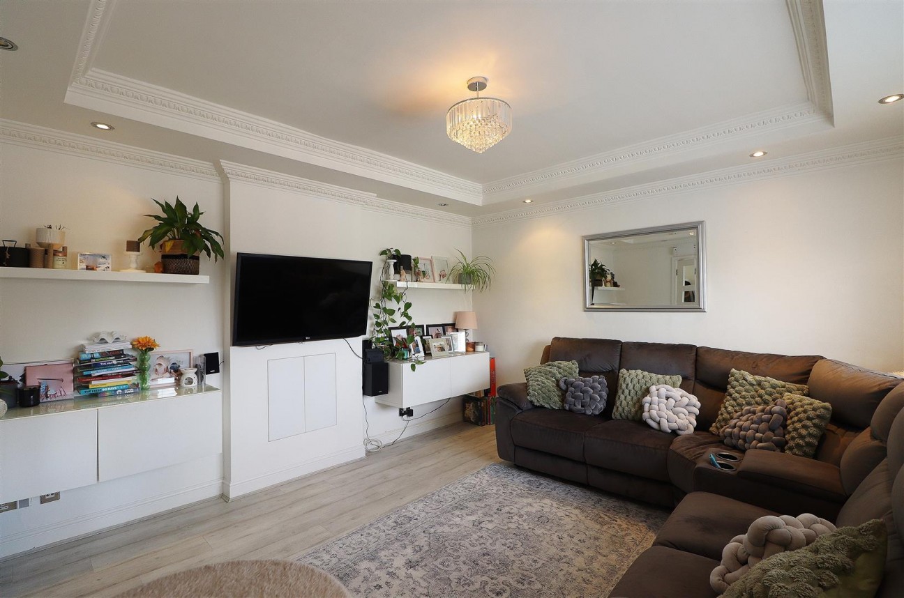 Cleveland Crescent, Borehamwood