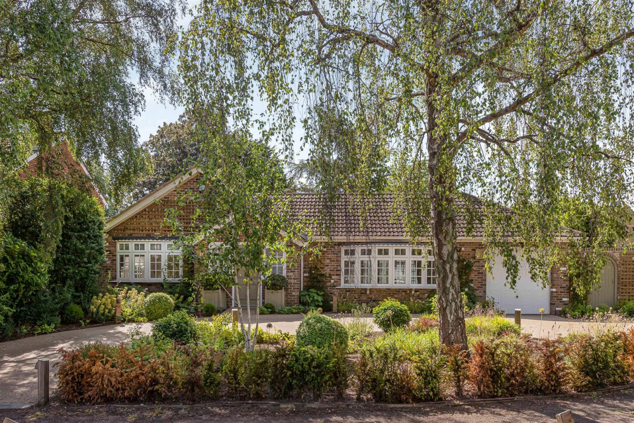 Homefield Road, Radlett