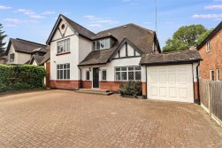 Deacons Hill Road, Elstree, Borehamwood