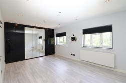 Deacons Hill Road, Elstree, Borehamwood