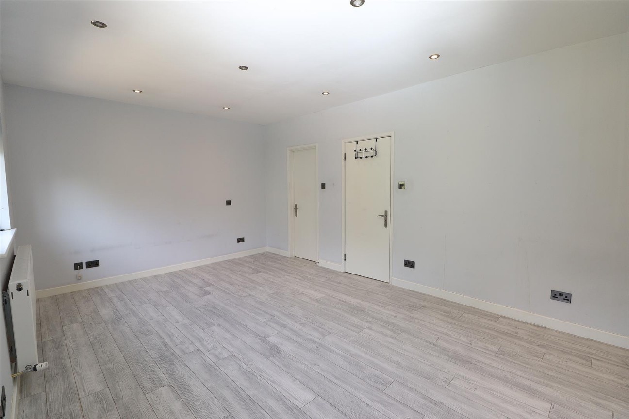 Deacons Hill Road, Elstree, Borehamwood