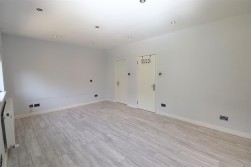 Deacons Hill Road, Elstree, Borehamwood