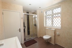 Deacons Hill Road, Elstree, Borehamwood