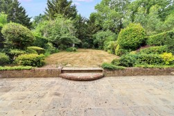 Deacons Hill Road, Elstree, Borehamwood