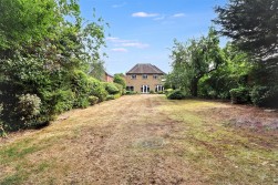 Deacons Hill Road, Elstree, Borehamwood