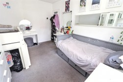 Balmoral Drive, Borehamwood