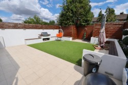 Balmoral Drive, Borehamwood
