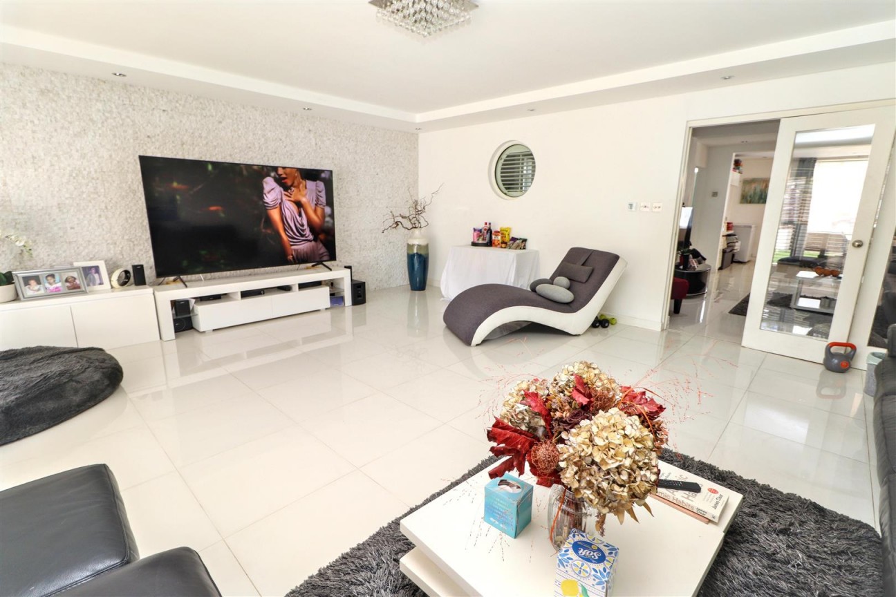 Balmoral Drive, Borehamwood