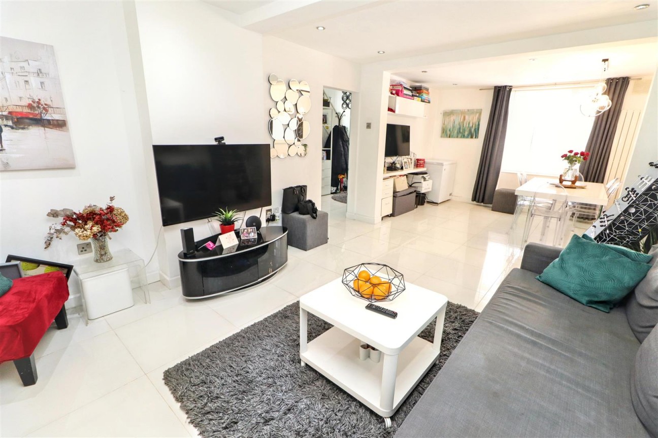 Balmoral Drive, Borehamwood
