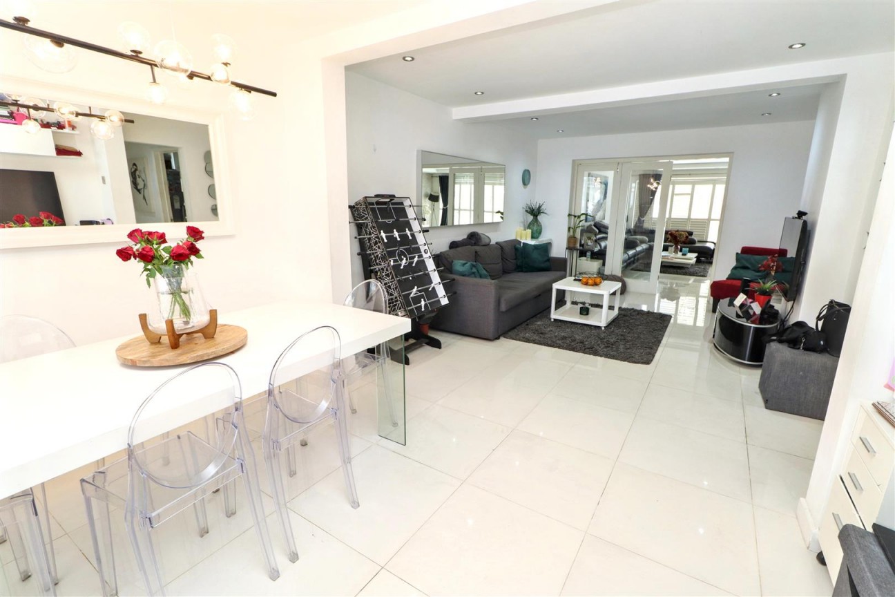 Balmoral Drive, Borehamwood