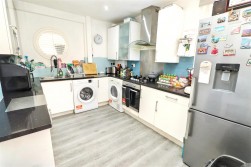 Balmoral Drive, Borehamwood