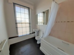 Bank Flat, Station Road, Dorset, Gillingham