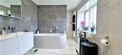 Damask Way, Warminster, Wiltshire
