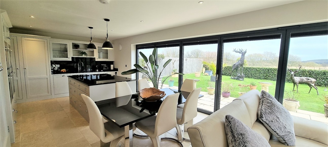 Damask Way, Warminster, Wiltshire