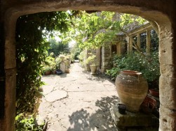 Combe Hill, Somerset, Templecombe