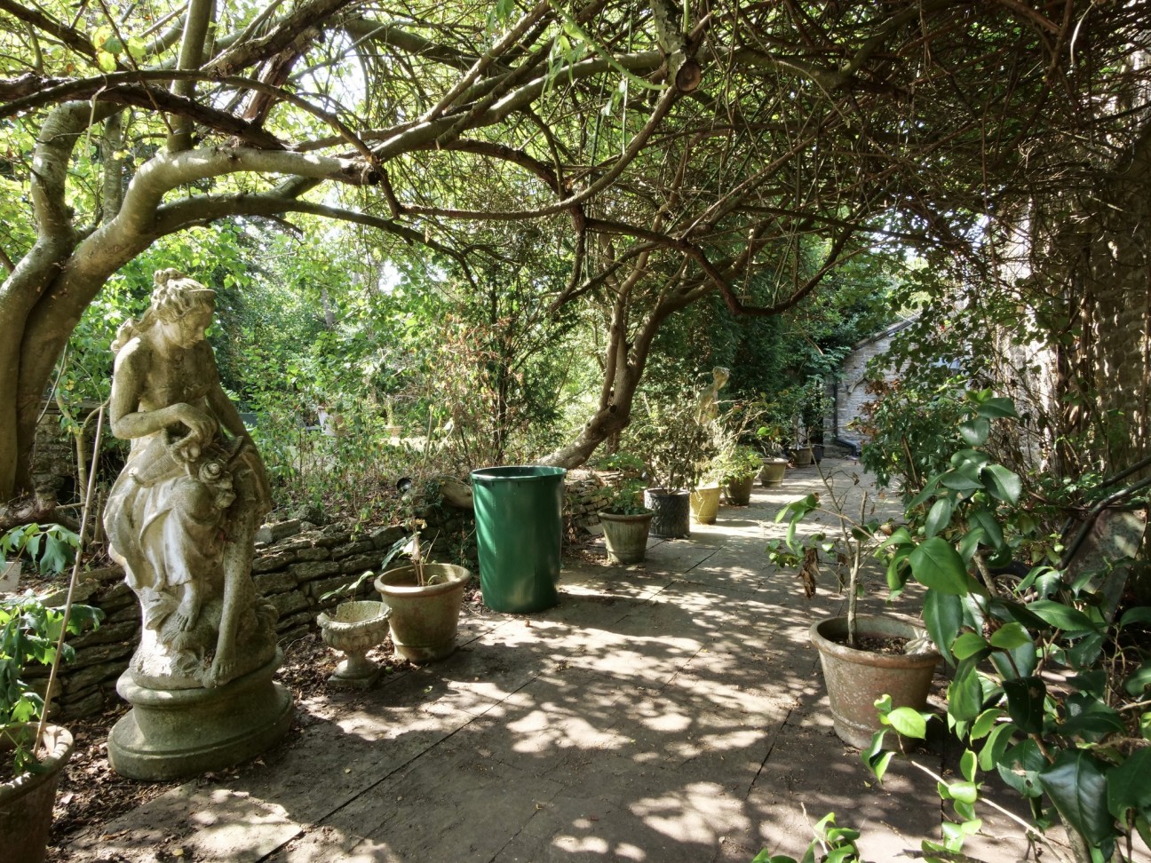 Combe Hill, Somerset, Templecombe