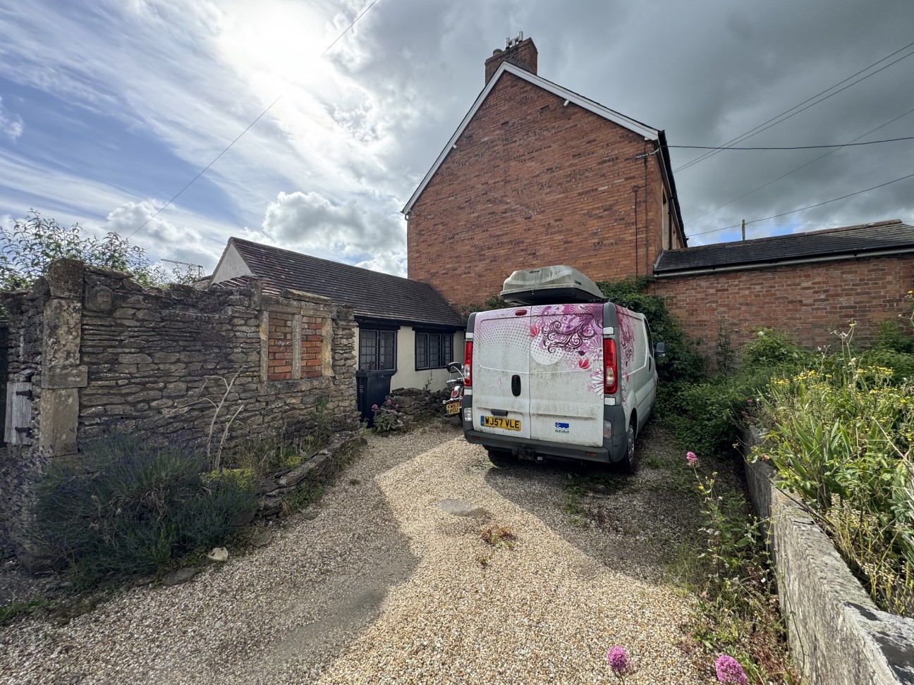 High Street, Somerset, Templecombe