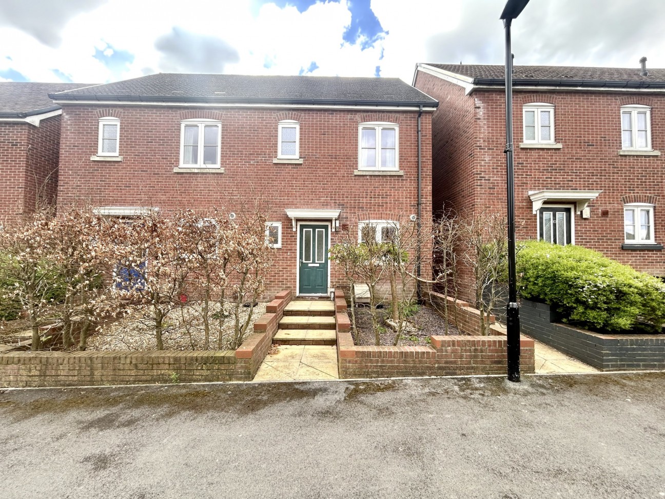 Buttons Avenue, Dorset, Shaftesbury