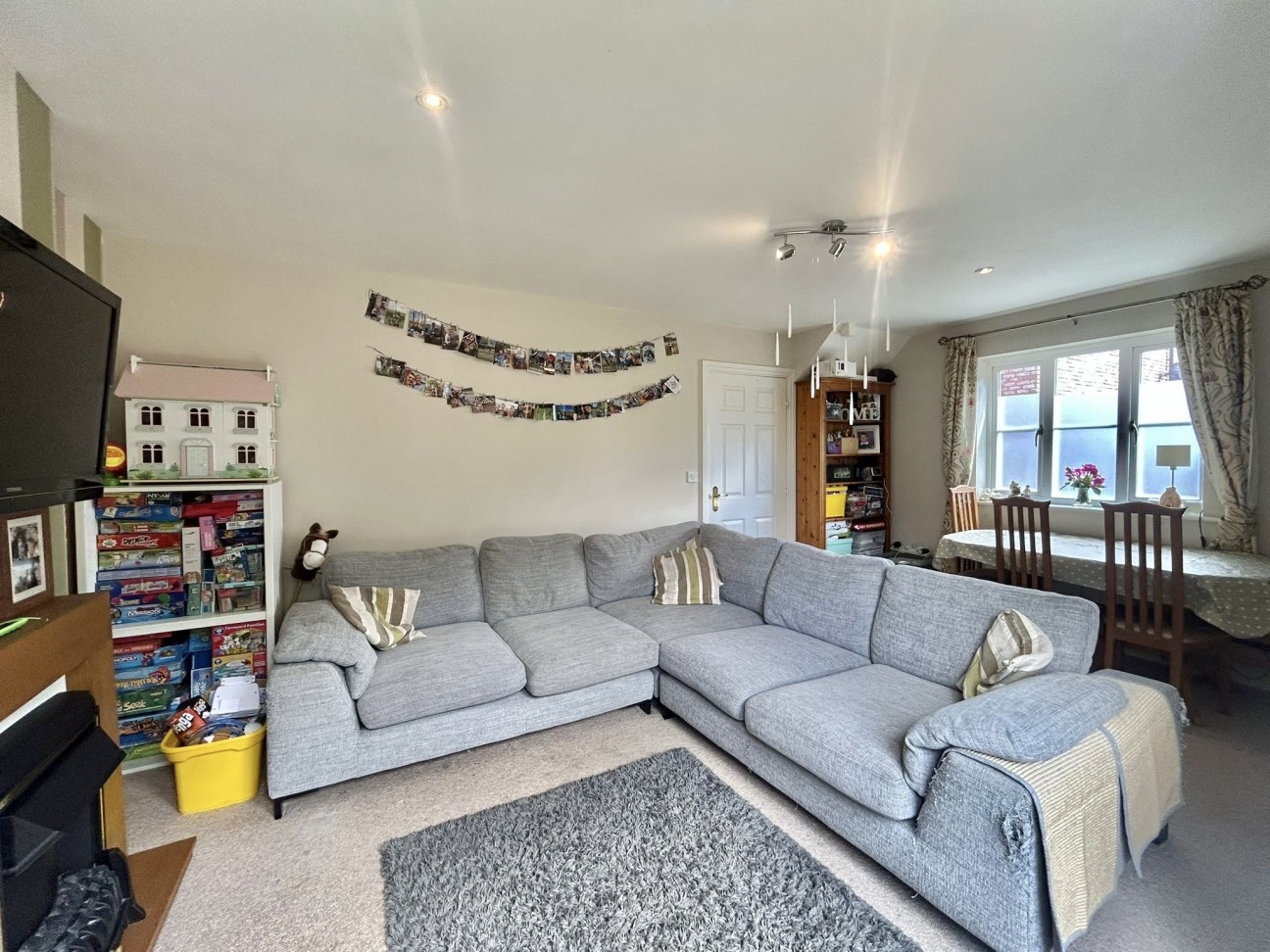 Field Close, Dorset, Sturminster Newton