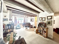 Leigh, Sherborne