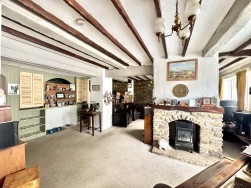 Leigh, Sherborne
