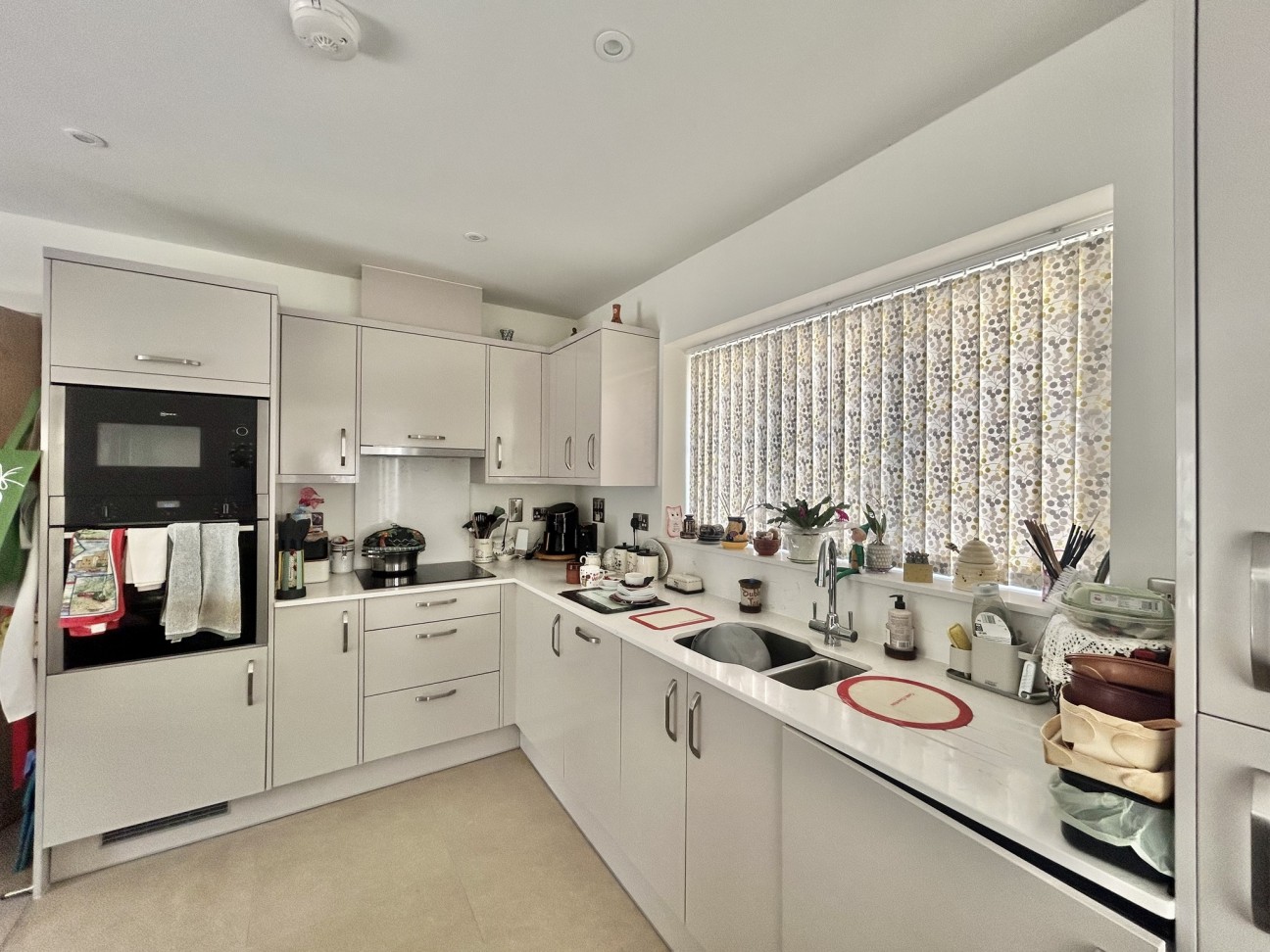 Canon Woods Close, SHERBORNE