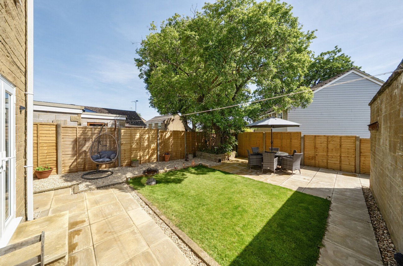 Plover Road, Milborne Port, SHERBORNE