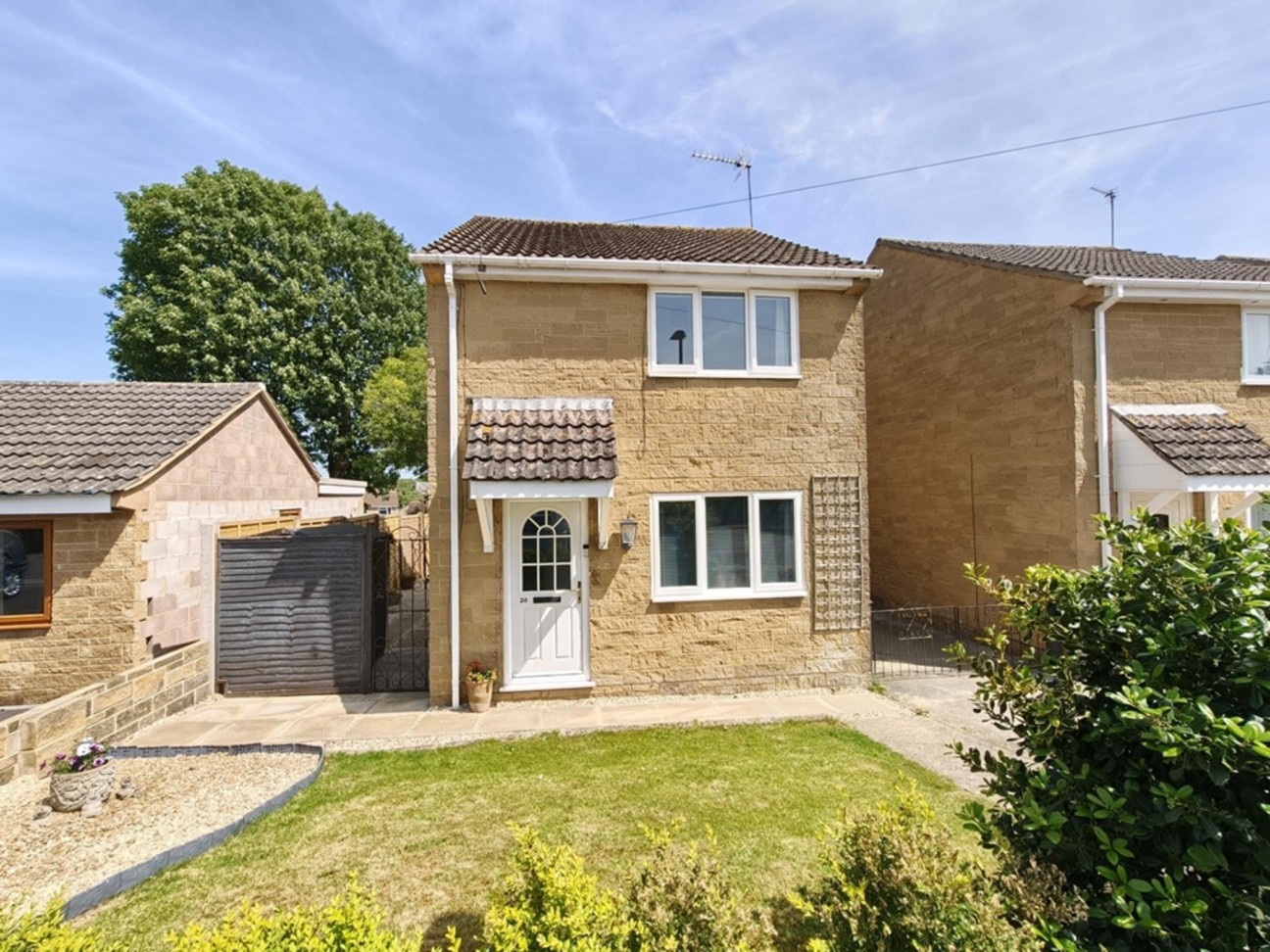 Plover Road, Milborne Port, SHERBORNE