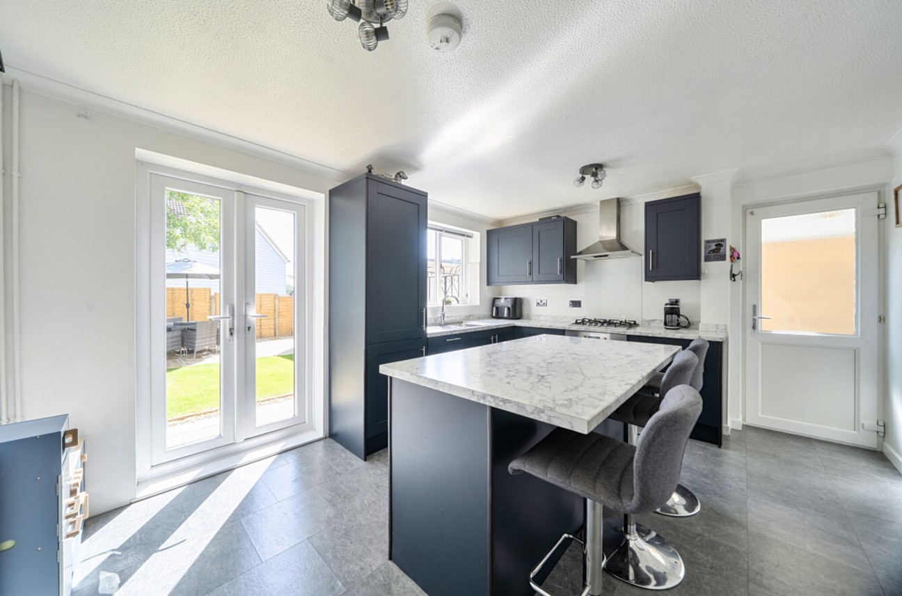 Plover Road, Milborne Port, SHERBORNE
